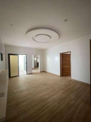 F4 Neuf Recasement BOA Almadies image 15