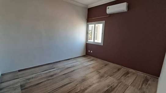 Appartement F4 à louer à Mermoz image 7
