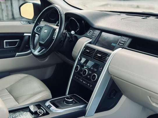 Range Rover Discovery 2017 image 8