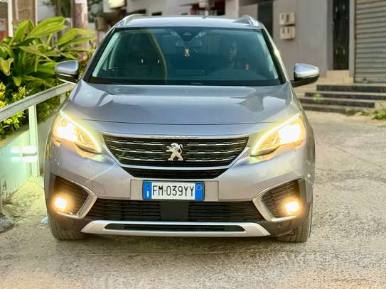 PEUGEOT 5008  Année 2018 image 1