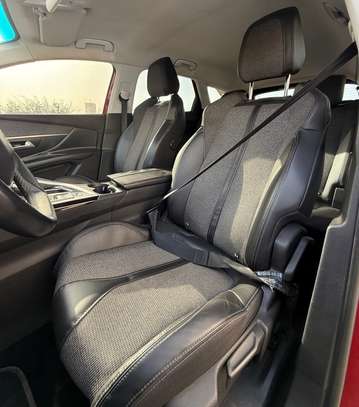Peugeot 3008 2017 image 12