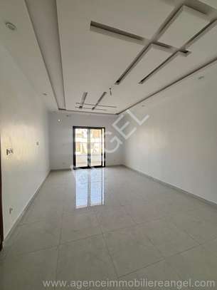 Ref_2927_GL Appartement à louer à sacré cœur 3 image 8