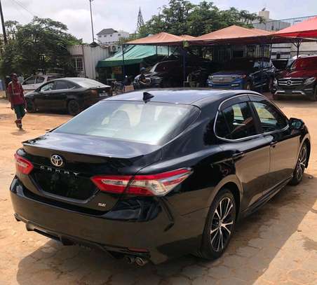 Toyota camry 2019 image 15