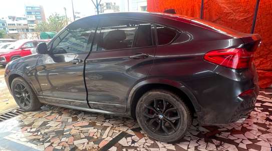 BMW X4 2015 image 13