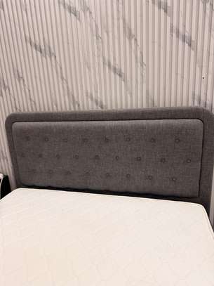 Lit moderne haut de gamme image 4