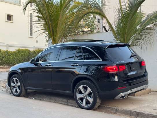 Mercedes GLC 300 image 6