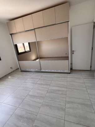 Apt F4 jamais habité au point E image 2