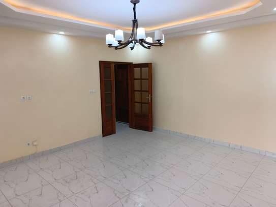 Joli appartement aux mamelles image 3