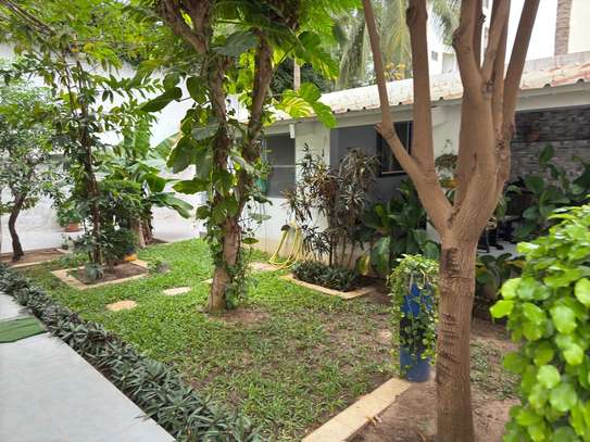 MAGNIFIQUE VILLA A LOUER AUX ALMADIES image 4