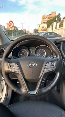 HYUNDAY SANTAFE 2017 4x4 FULL OPTIONS ÉCHANGES POSSIBLES image 11