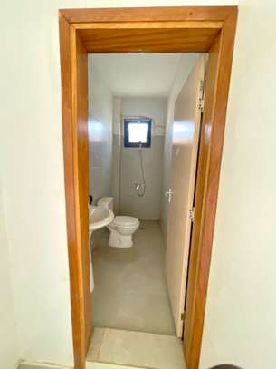 Appartement et magasin commercial à louer image 13