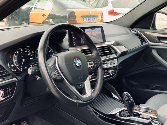 BMW X4 2019 image 4