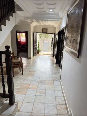 MAGNIFIQUE VILLA A LOUER AUX ALMADIES image 6