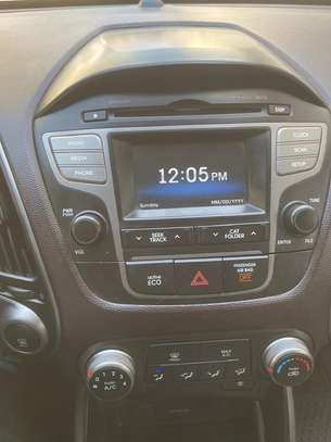 Hyundai Tucson image 9