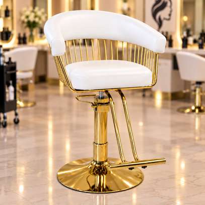 CHAISES HAUTES CUISINE AMÉRICAINE OU SALON DE COIFFURE image 4