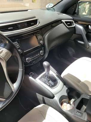NISSAN QASHQAI 2016 4*4 image 5