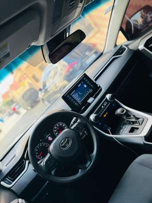 TOYOTA RAV4 2021 image 7
