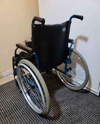 FAUTEUIL ROULANT BREEZY de qualité supérieure - image 3