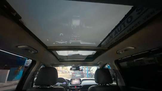 Hyundai Santa Fe 4WD diesel full options image 9