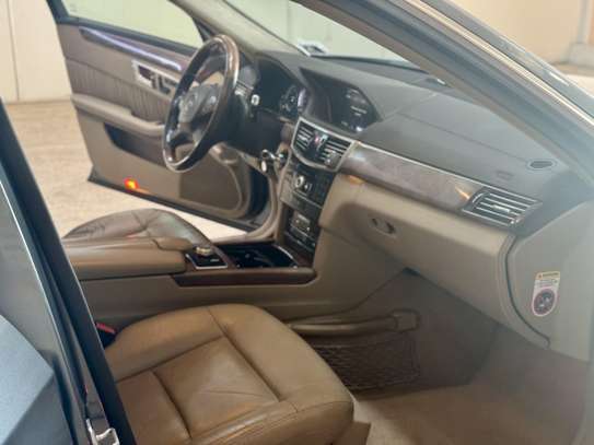 Mercedes E350 Elegance image 7