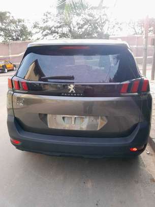 Peugeot 5008  2018 image 9