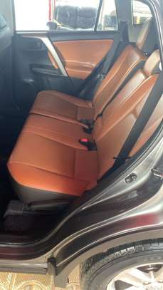 RAV4 2014 image 9