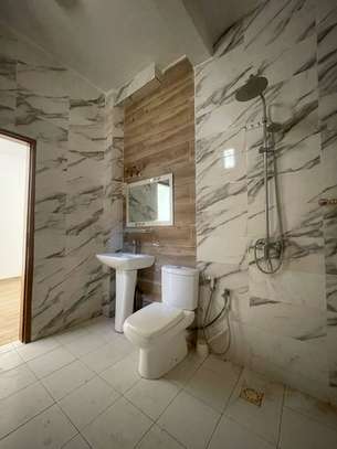 F4 Neuf Recasement BOA Almadies image 12