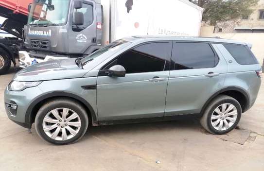 Range Rover Discovery image 2