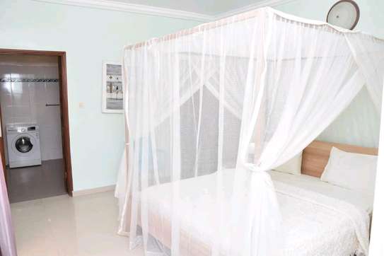 Chambre avec balcon à louer (Chez Ouly) image 11