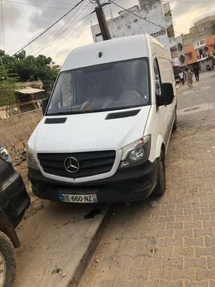 Mercedes benz sprinter image 1