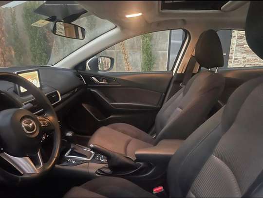 Location Mazda 3 image 5