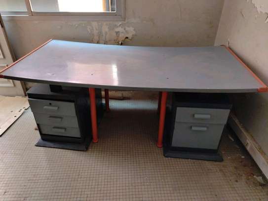 Mobilier de bureau à vider image 3