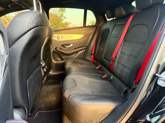 Mercedes glc 43 image 9