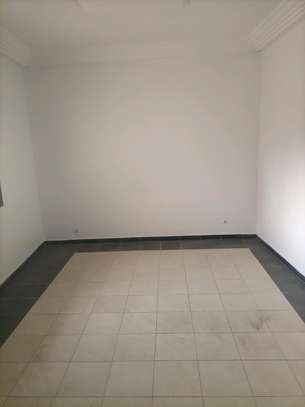 Sotrac Mermoz appartement de type F4 à louer image 12