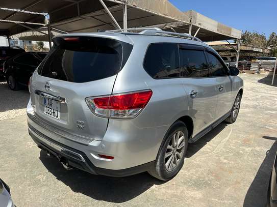 Nissan Pathfinder 2015 image 6