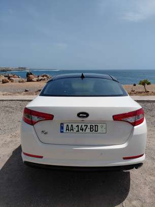 Kia Optima K5 berline blanche image 3