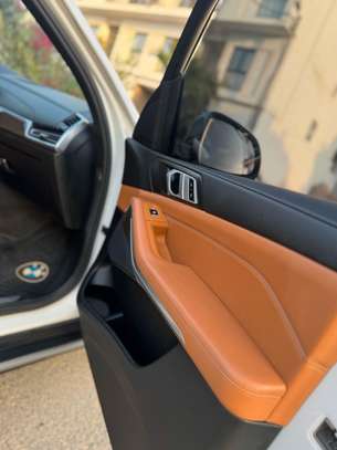 Bmw x5 2019 image 7