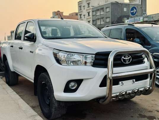 Toyota Hilux 2019 image 12