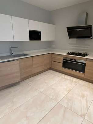 Appartement f4 à louer à fann image 7