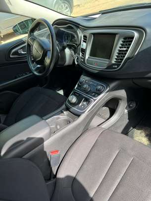 Chrysler 200 2015 image 6
