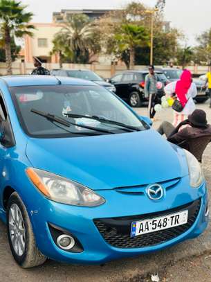 Mazda 2 2013 image 2