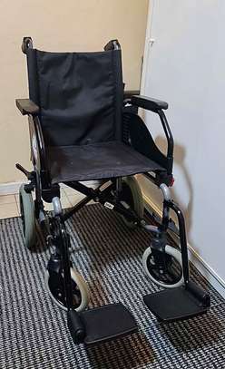 Fauteuil Roulant -  passe-partout image 4