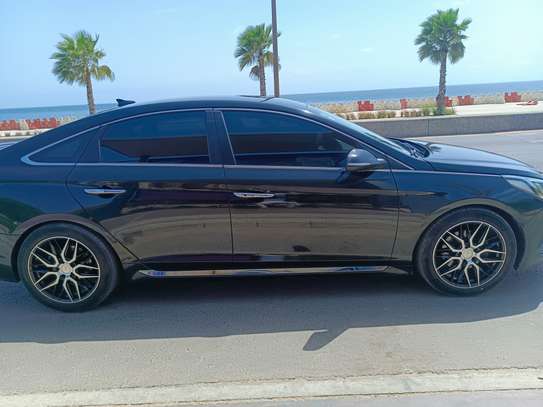 Hyundai sonata image 1