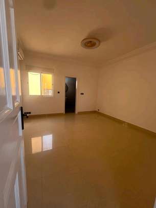 APPARTEMENT F4 À LOUER AUX ALMADIES SUR LA ROUTE DU MÉRIDIEN image 3
