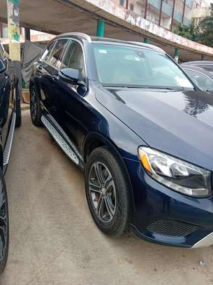 GLC 300 4MATIC image 2