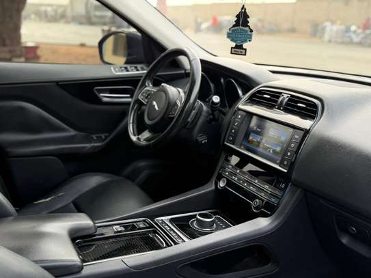 JAGUAR F-PACE  2018 image 6