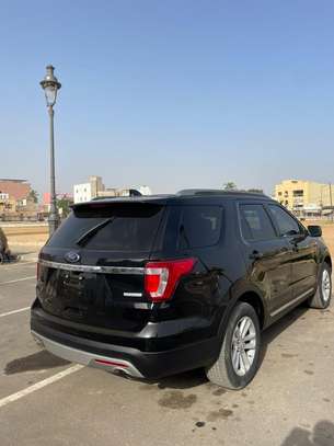 Ford Explorer platinium 2017 image 10