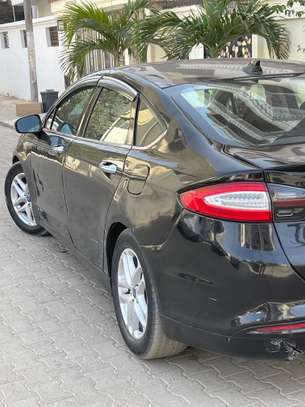 Ford fusion image 5