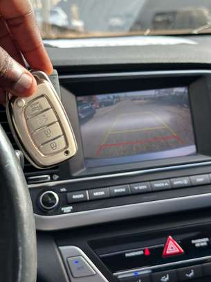 Hyundai elantra image 13
