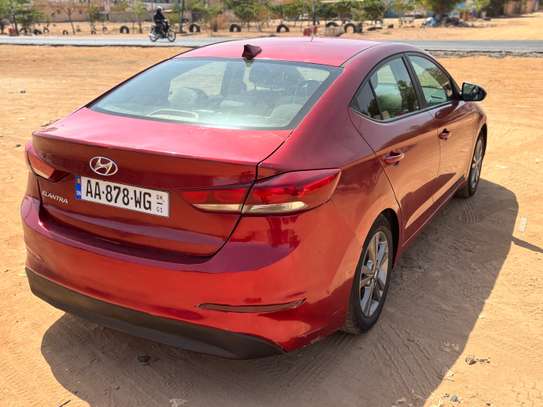 Hyundai Elantra 2017 image 6
